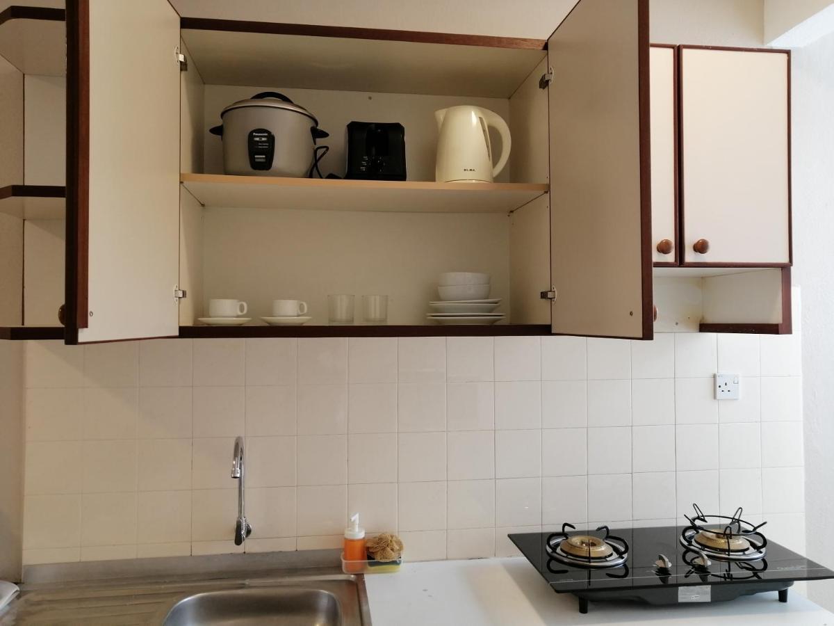 Bayu Emas Apartment By Wellington Resorts Batu Ferringhi Extérieur photo