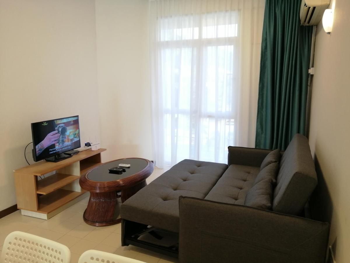 Bayu Emas Apartment By Wellington Resorts Batu Ferringhi Extérieur photo