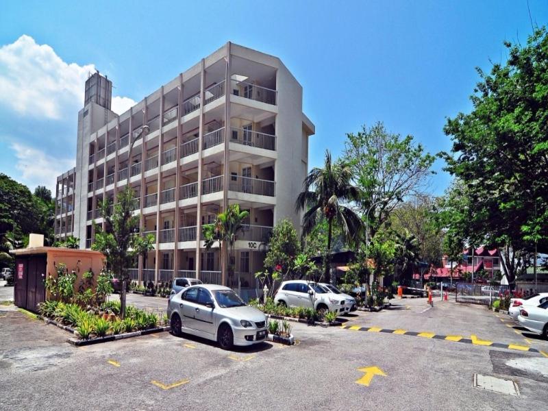 Bayu Emas Apartment By Wellington Resorts Batu Ferringhi Extérieur photo