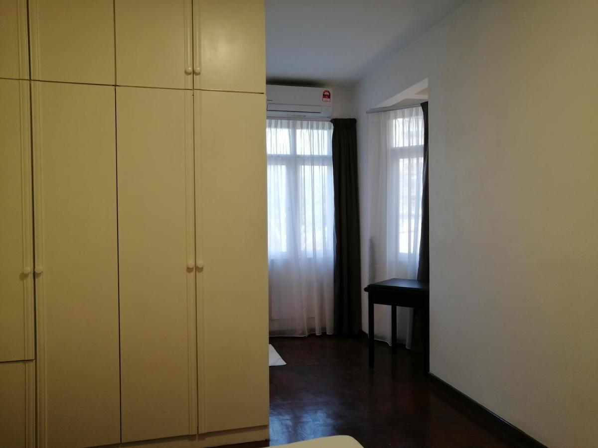Bayu Emas Apartment By Wellington Resorts Batu Ferringhi Extérieur photo
